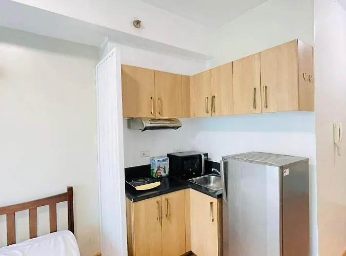 Legends Condotel - One Pacific Place Makati 公寓式飯店 5*