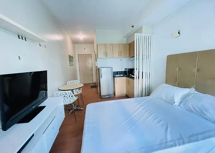 Legends Condotel - One Pacific Place Makati 5*